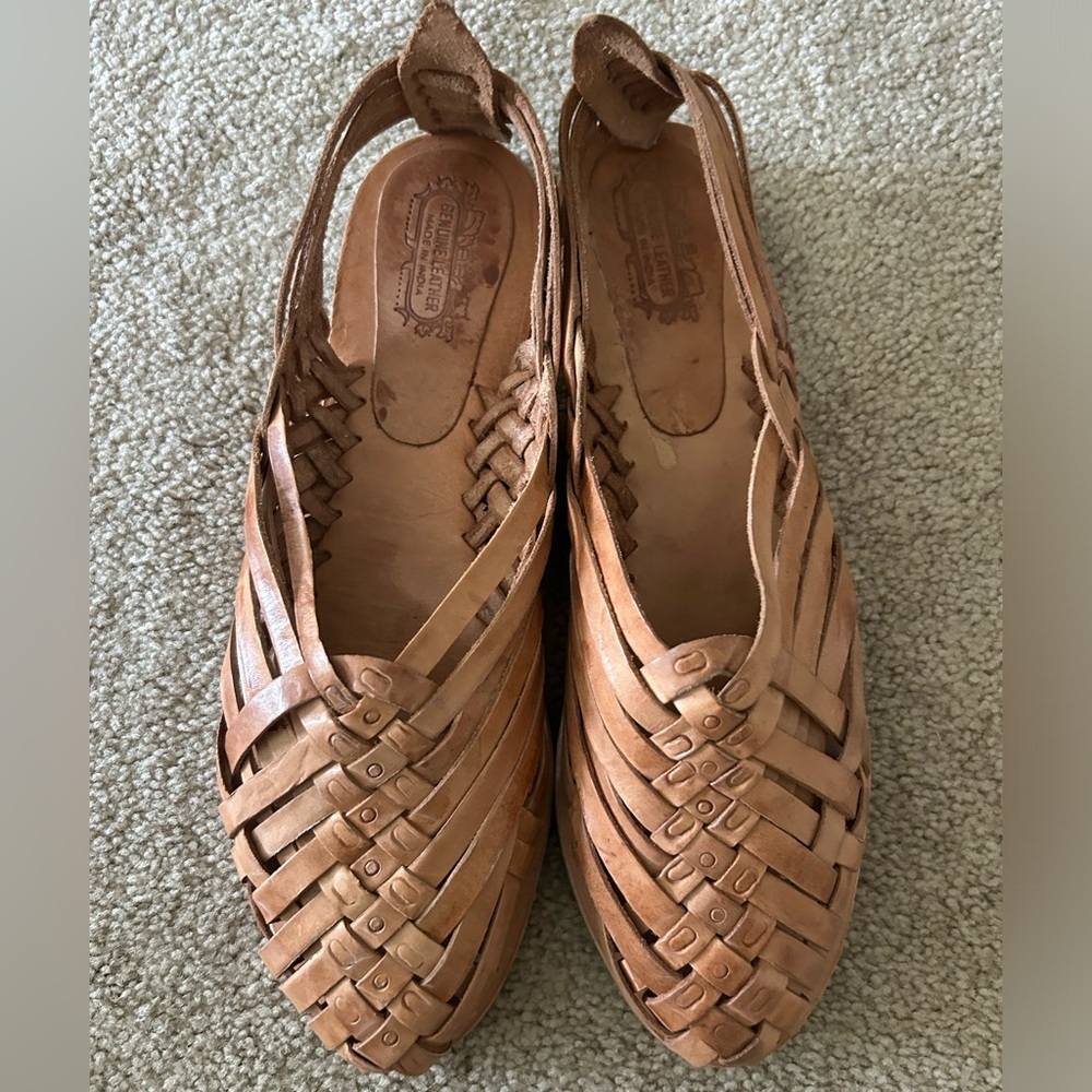 Leather Hauraches. Women’s size 9.